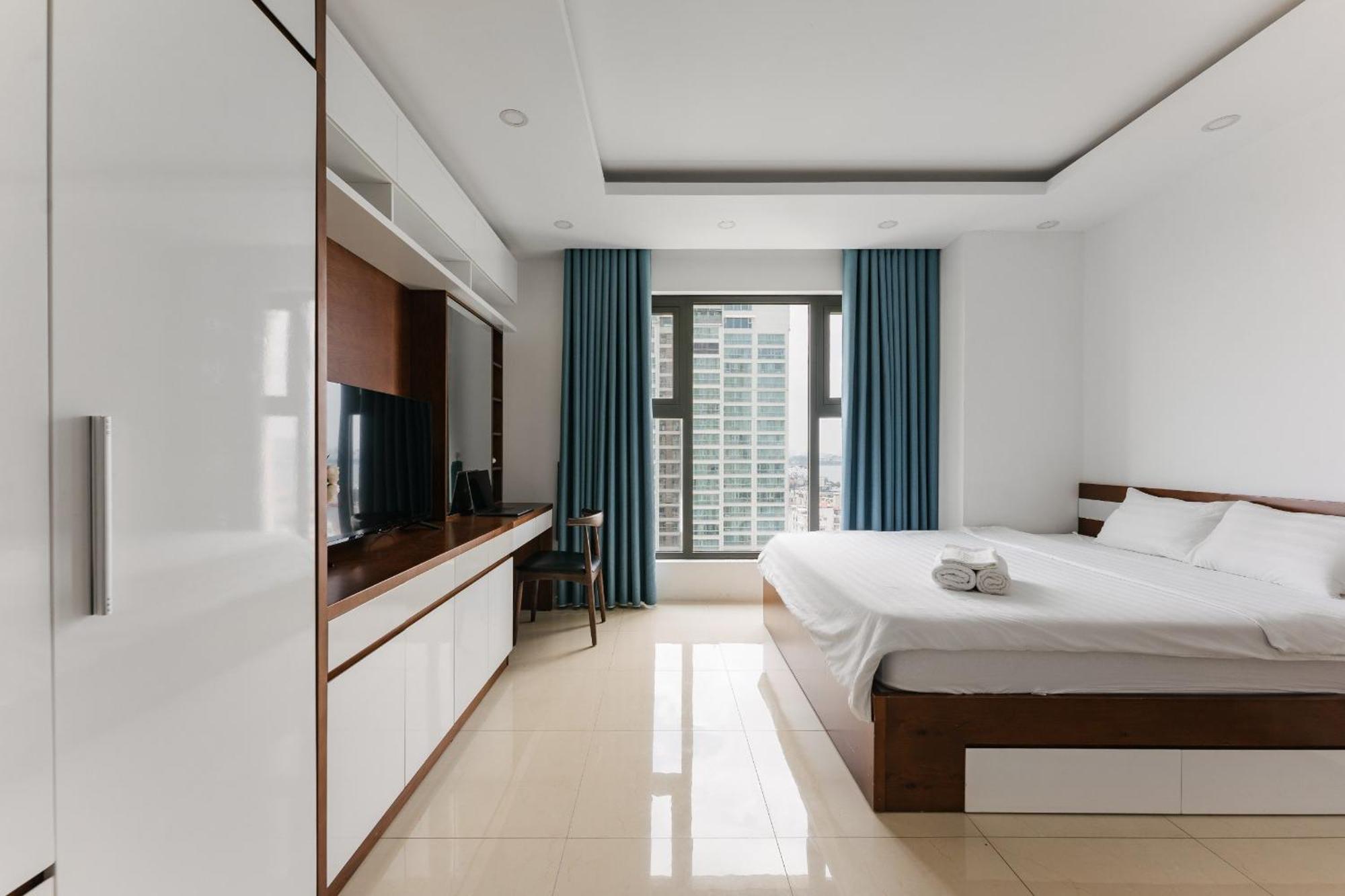 Westlake Homestay Hanoi - D'Le Roi Soleil Buitenkant foto